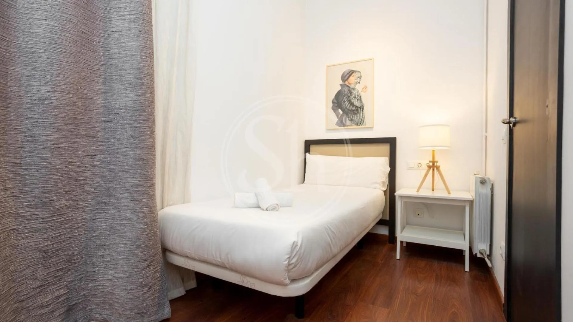 Wonderful Apartment Near Sagrada Familia Barcelona