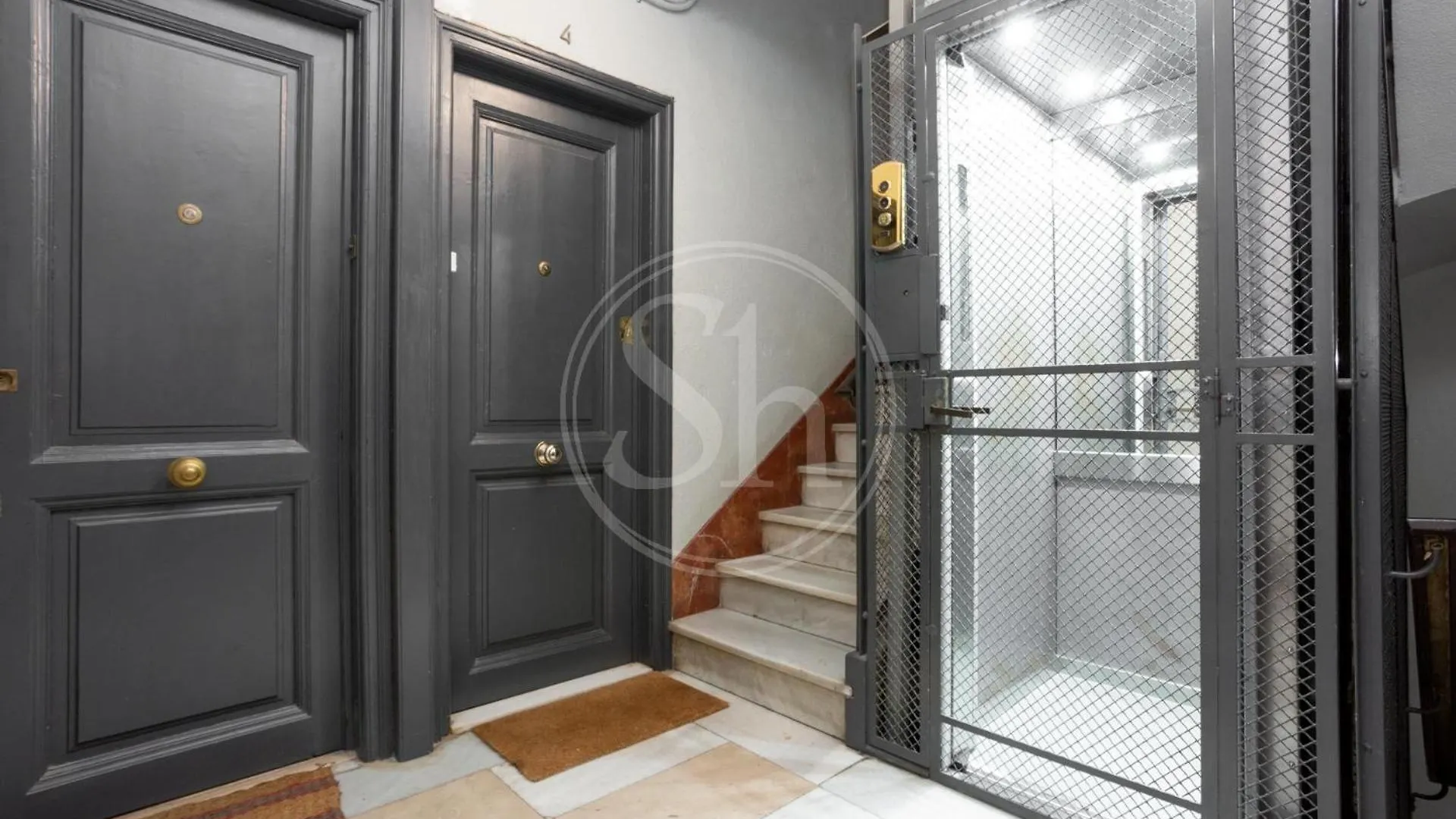 Wonderful Apartment Near Sagrada Familia Barcelona