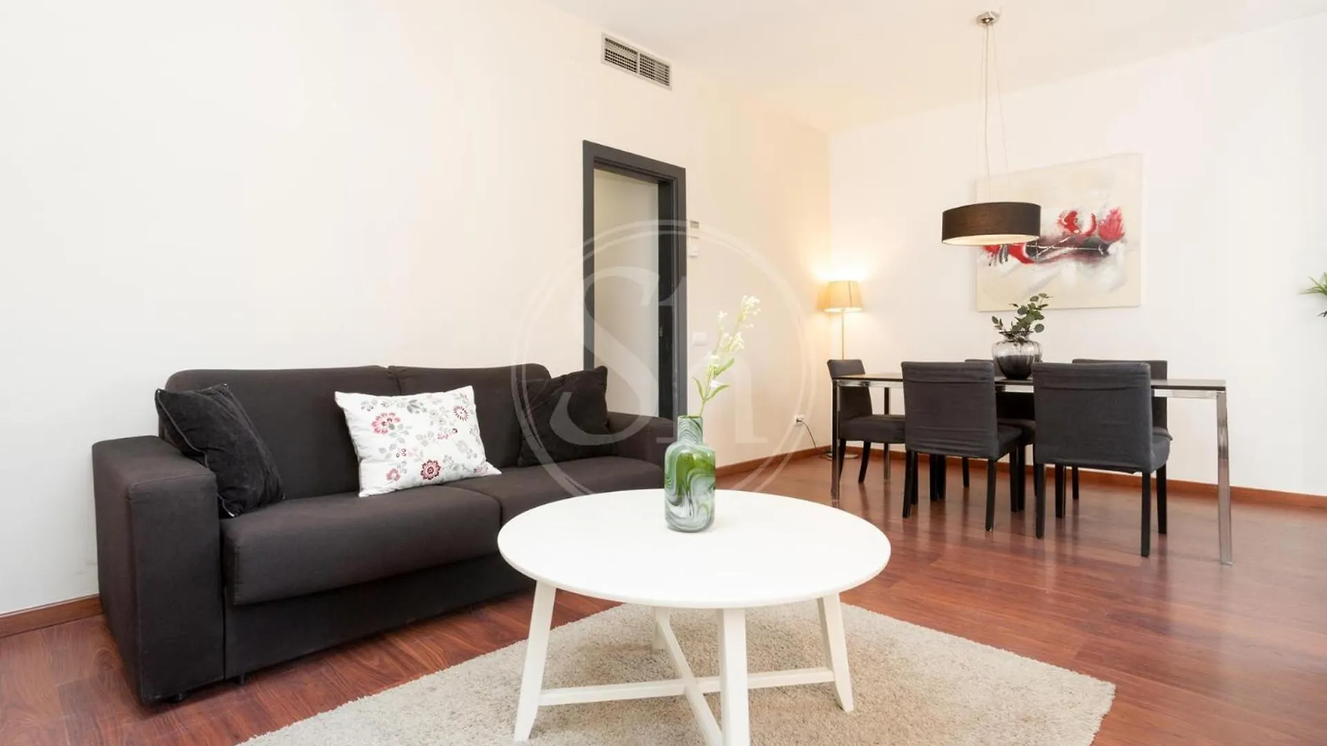 Wonderful Apartment Near Sagrada Familia Barcelona Spain